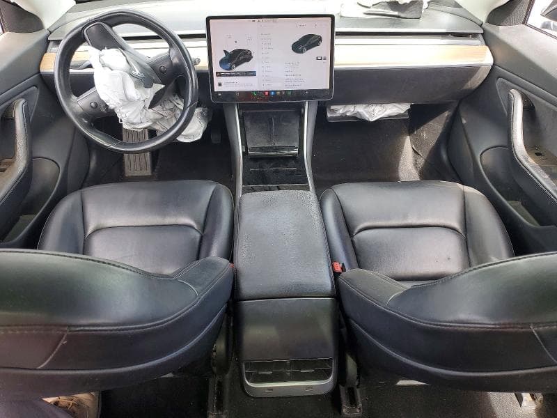 2018 TESLA MODEL 3 8
