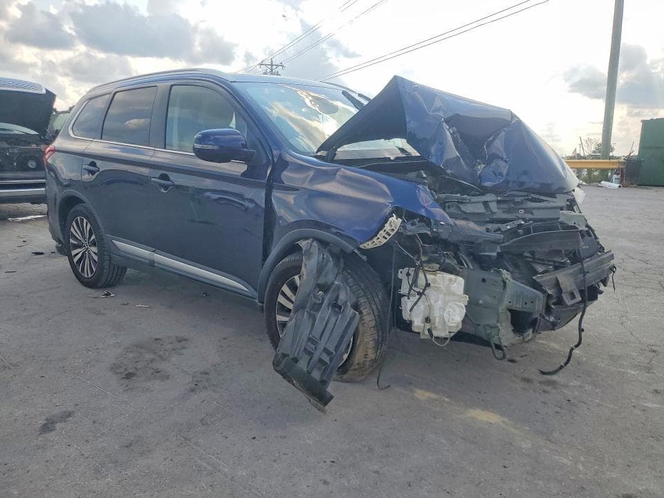 2019 MITSUBISHI OUTLANDER SE 4