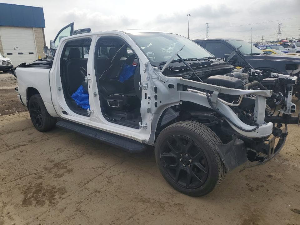 2023 RAM 1500 LARAMIE 4