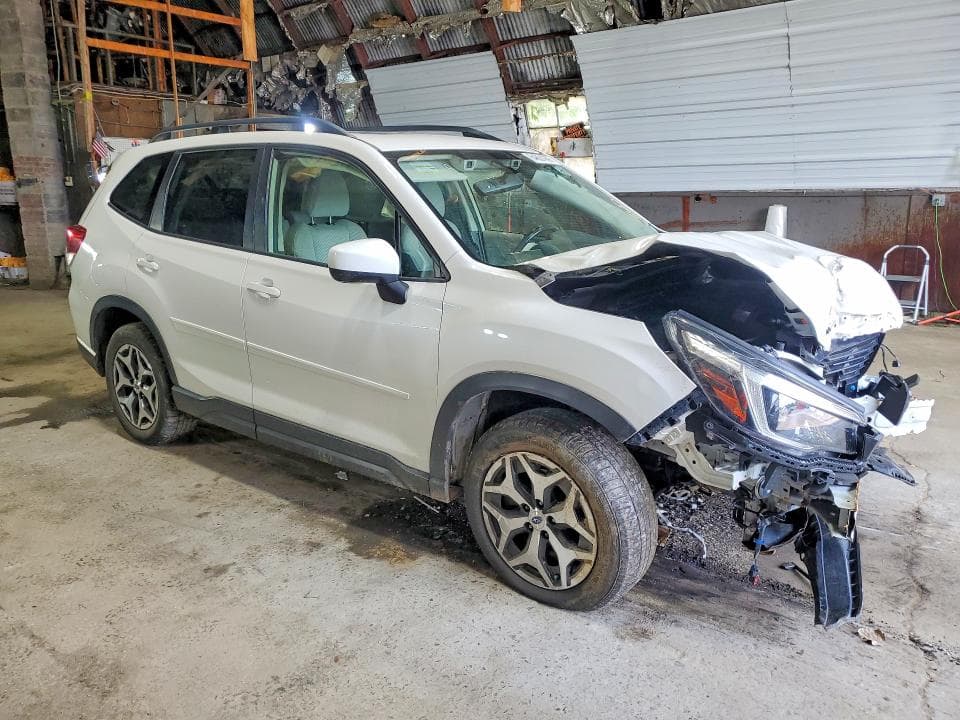 2021 SUBARU FORESTER PREMIUM 4