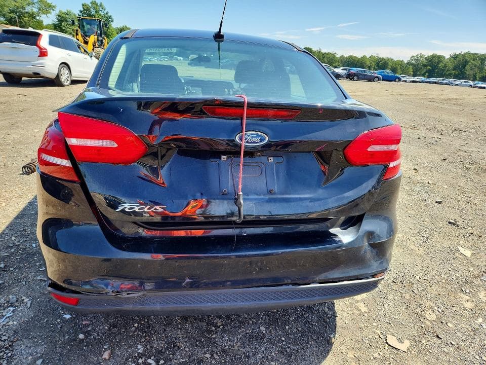 2018 FORD FOCUS S 6