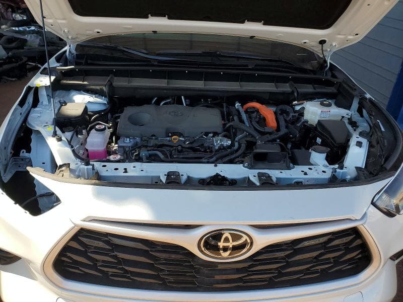 2026 TOYOTA HIGHLANDER HYBRID XLE 11