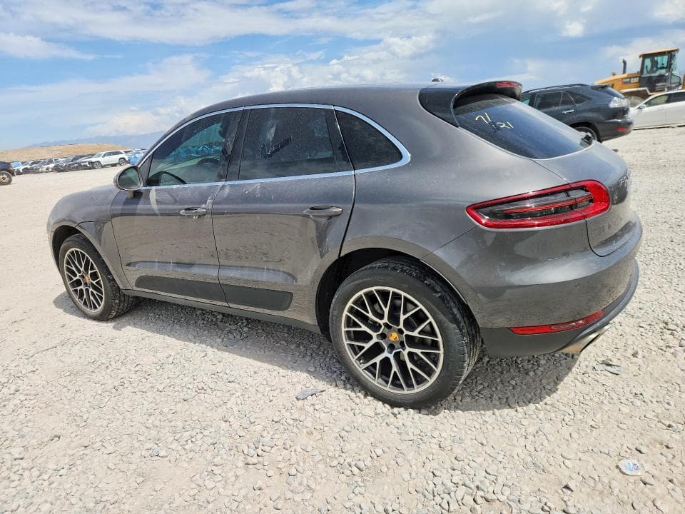 2018 PORSCHE MACAN S 2