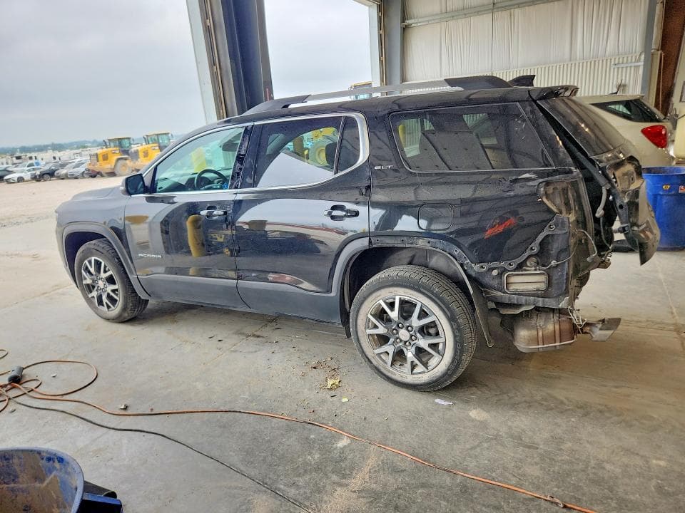 2023 GMC ACADIA SLT 2