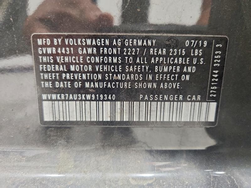 2019 VOLKSWAGEN E-GOLF SE 12