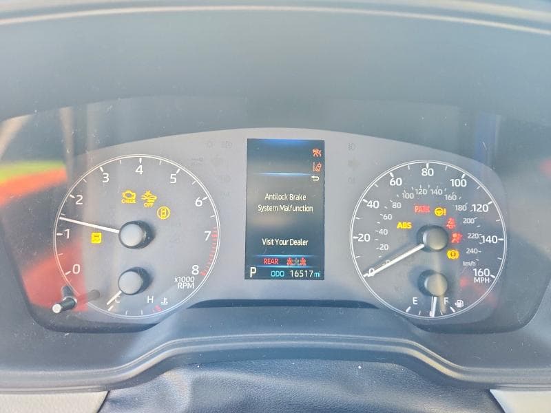 2024 TOYOTA COROLLA CROSS L 9
