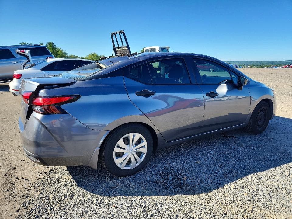 2020 NISSAN VERSA S 3