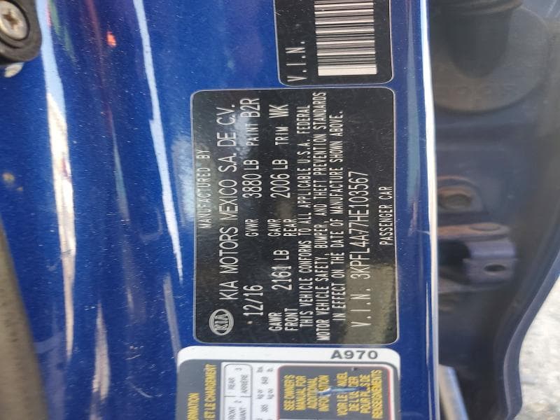 2017 KIA FORTE S 12