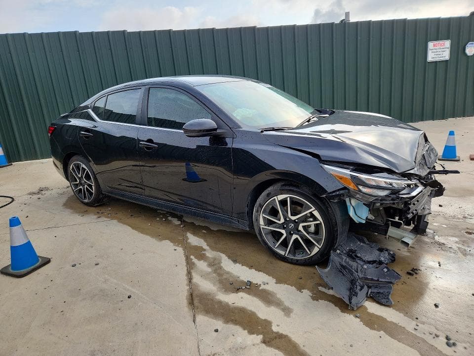 2024 NISSAN SENTRA SR 4