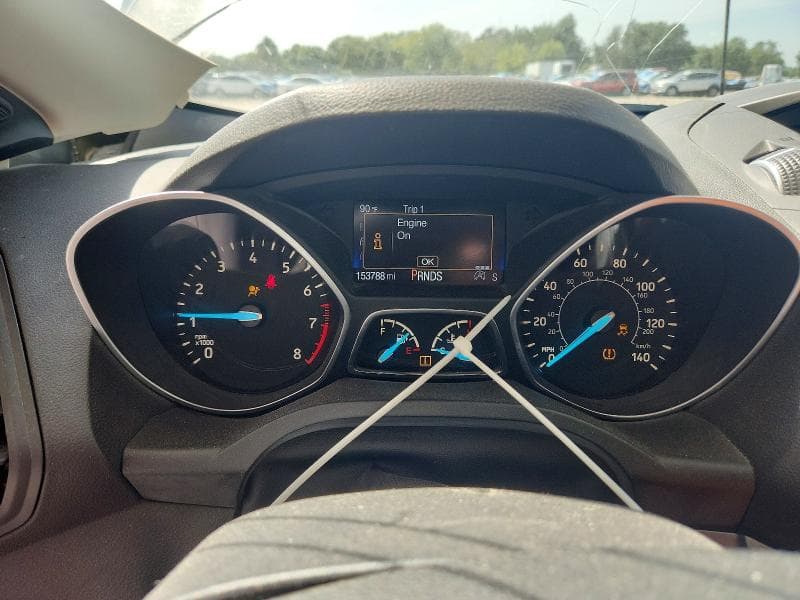 2017 FORD ESCAPE SE 9