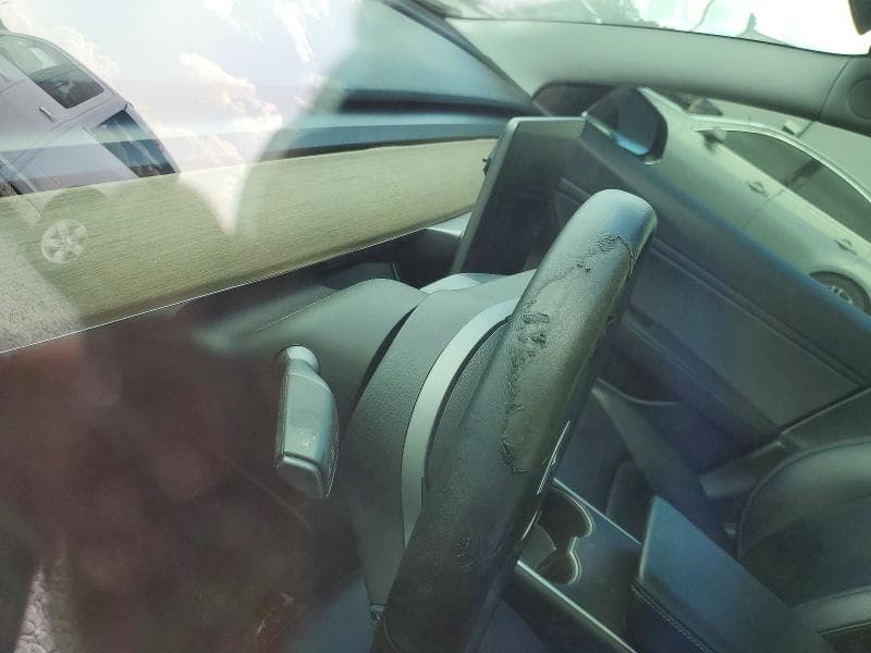 2020 TESLA MODEL 3 9