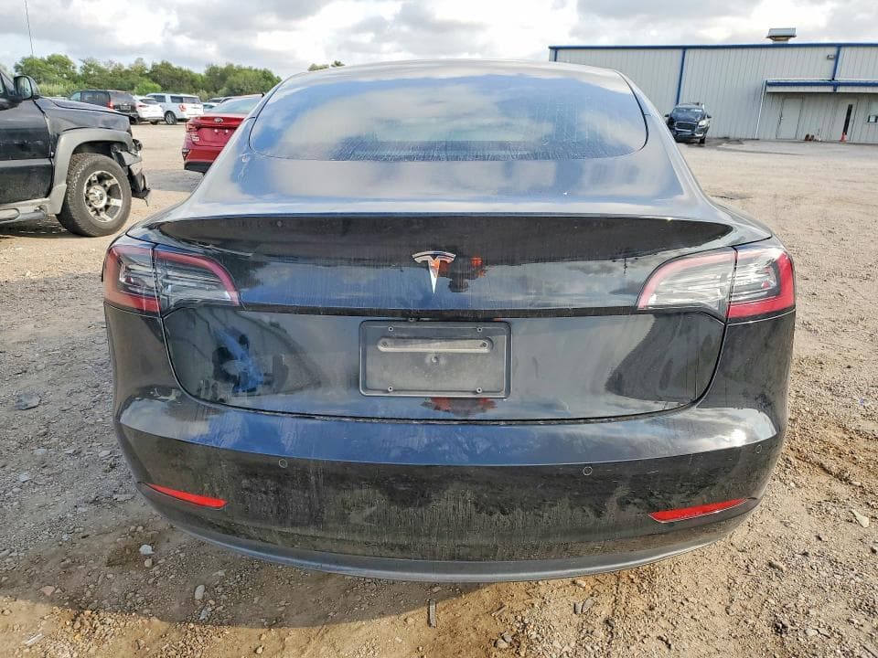 2019 TESLA MODEL 3 6