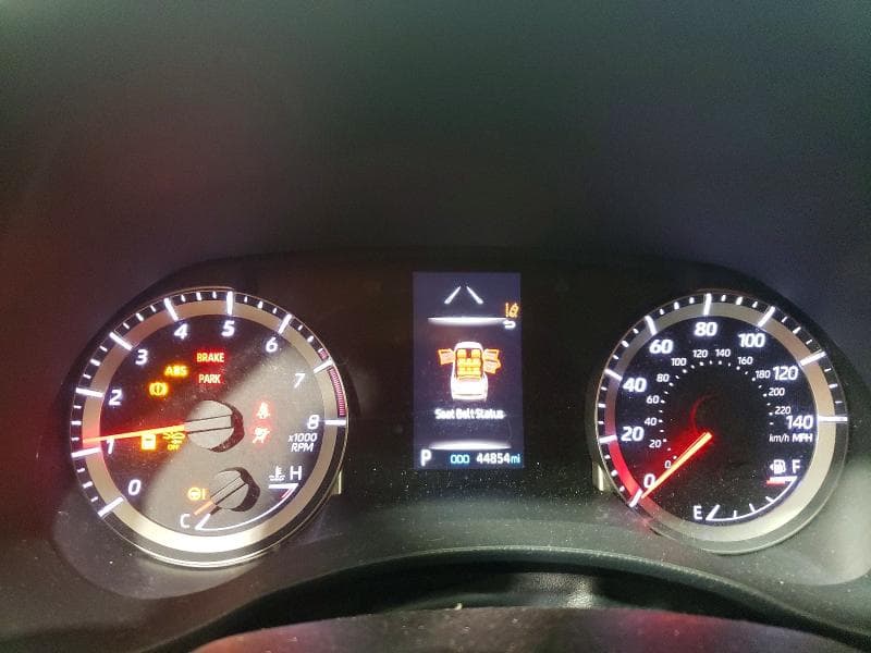 2022 TOYOTA HIGHLANDER L 9