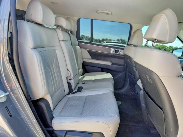 2025 HYUNDAI SANTA FE SEL 11