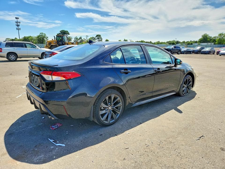 2024 TOYOTA COROLLA SE 3