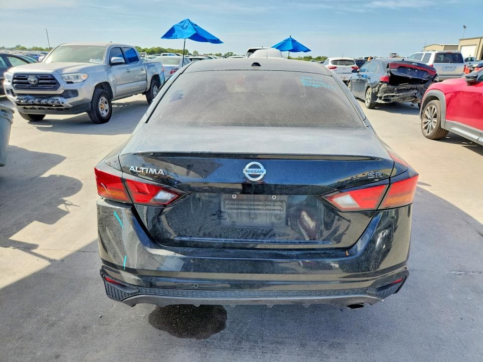 2021 NISSAN ALTIMA SR 6