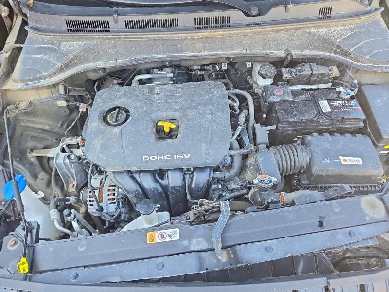 2021 HYUNDAI KONA SEL 12