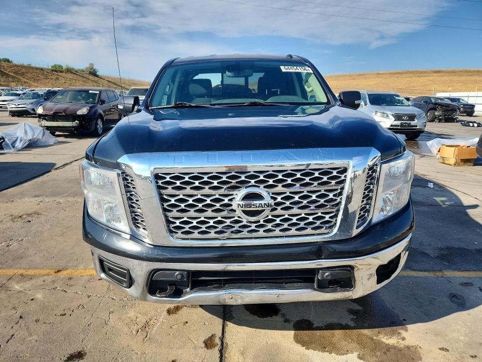 2019 NISSAN TITAN SV 5