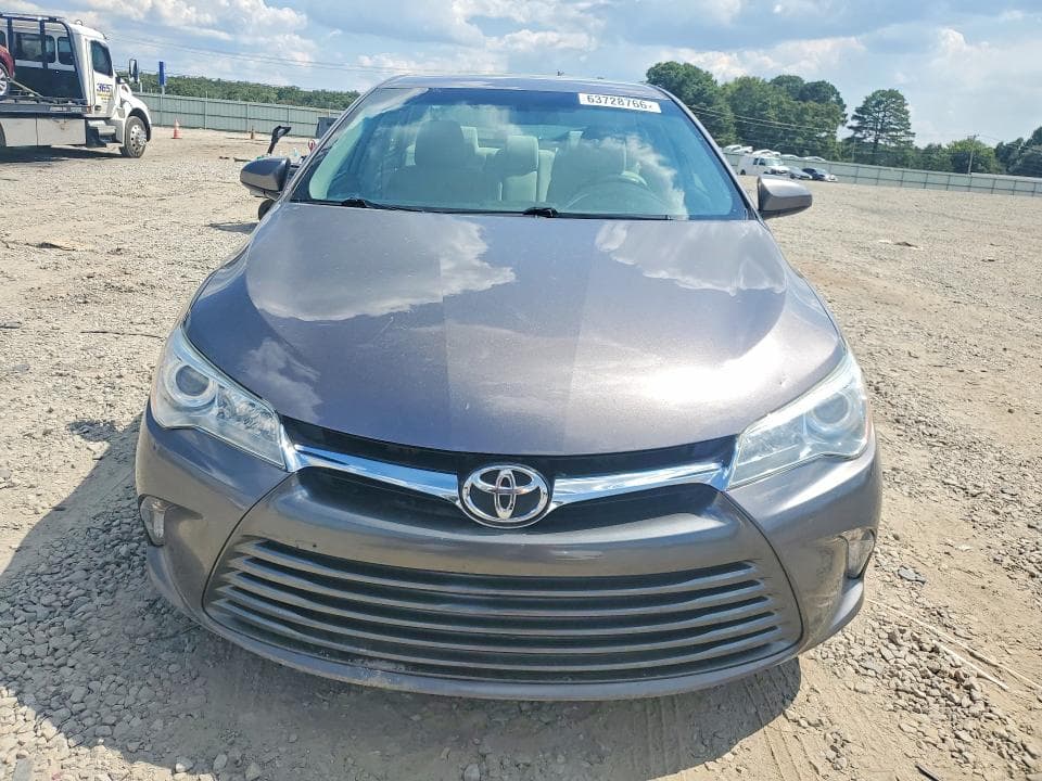 2017 TOYOTA CAMRY LE 5