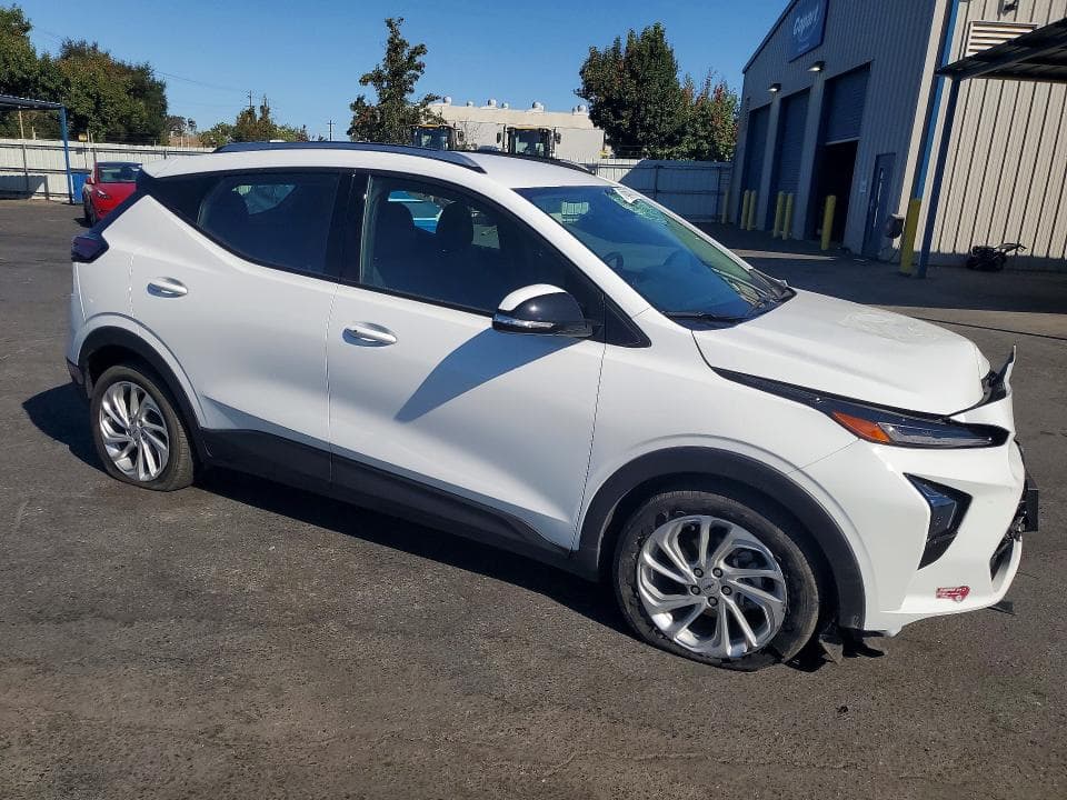 2023 CHEVROLET BOLT EUV LT 4