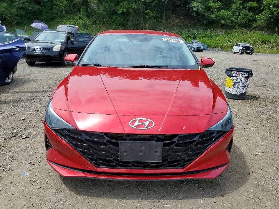2021 HYUNDAI ELANTRA SE 5