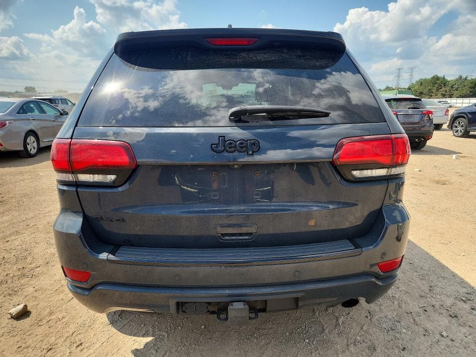 2017 JEEP GRAND CHEROKEE LAREDO 6