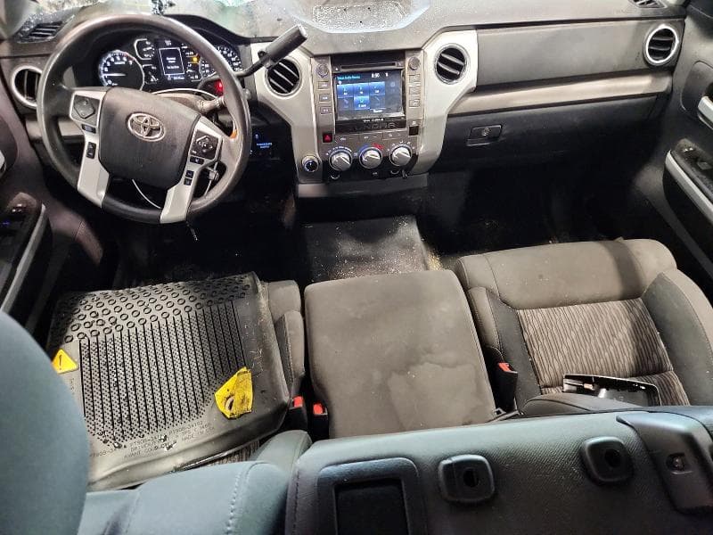 2018 TOYOTA TUNDRA SR5 8