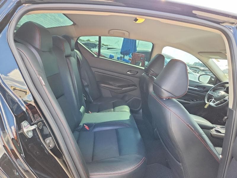 2023 NISSAN ALTIMA SR 10