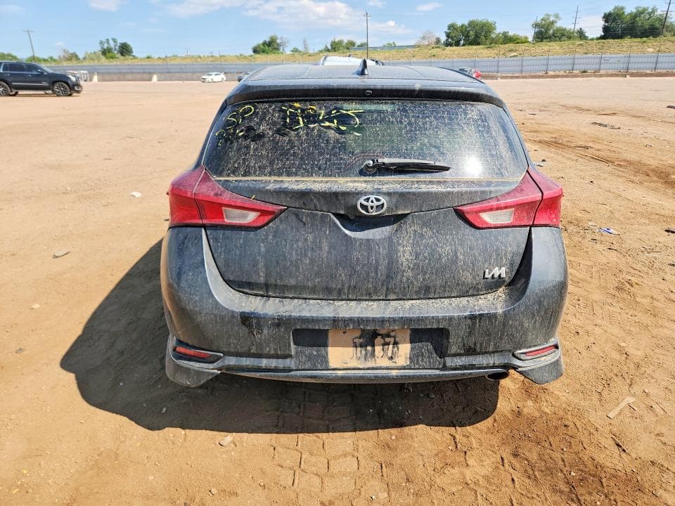 2018 TOYOTA COROLLA IM BASE 6