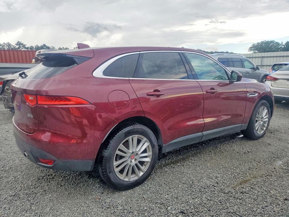 2017 JAGUAR F-PACE PRESTIGE 3
