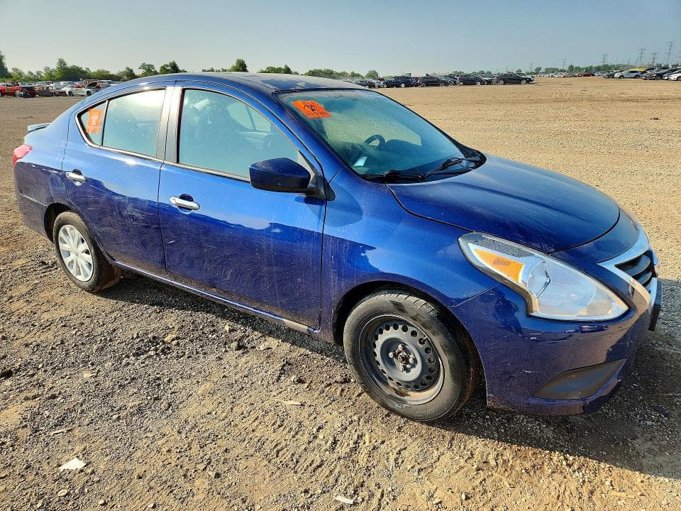 2019 NISSAN VERSA SV 4