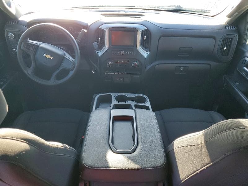 2024 CHEVROLET SILVERADO K2500 CUSTOM 8