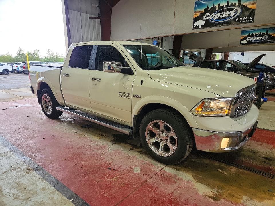 2017 RAM 1500 LARAMIE 4