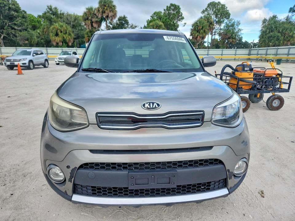 2017 KIA SOUL + 5