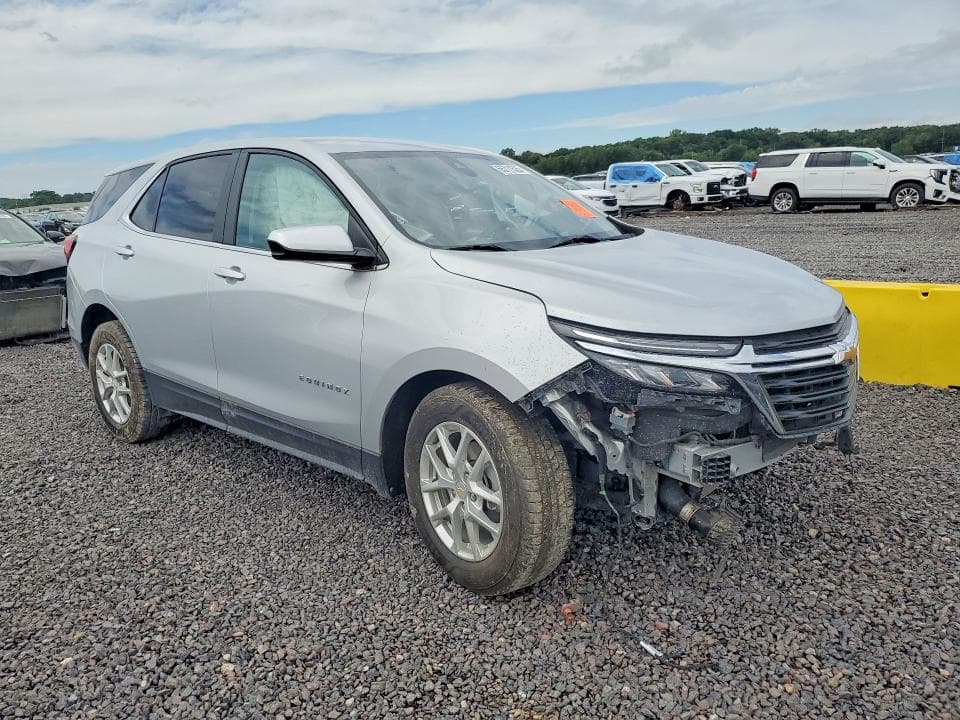 2022 CHEVROLET EQUINOX LT 4