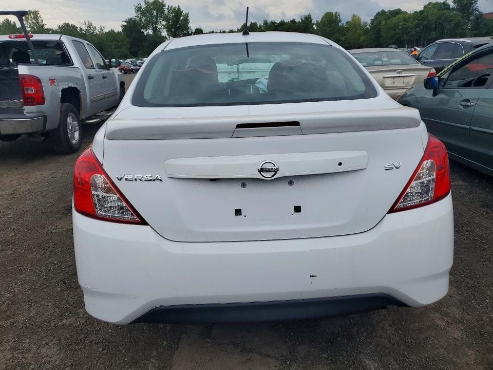 2019 NISSAN VERSA SV 6
