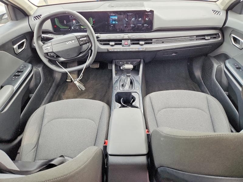 2025 KIA K4 LXS 8