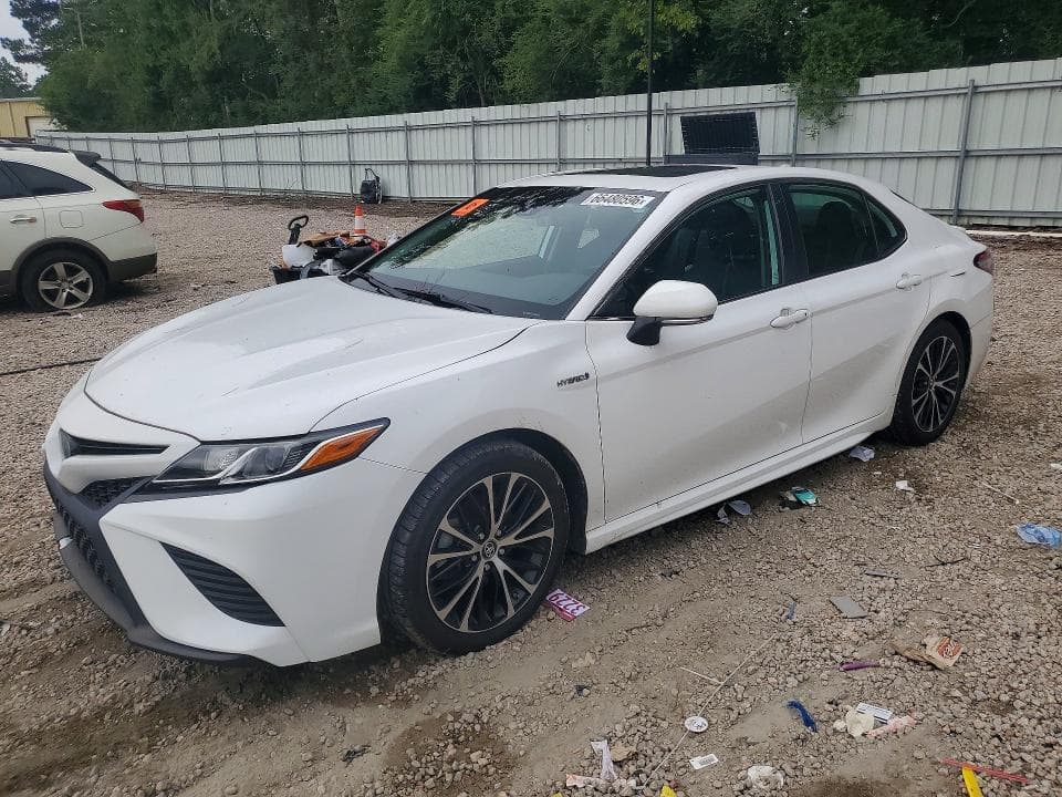 2019 TOYOTA CAMRY HYBRID SE - 1