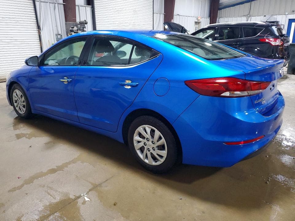 2018 HYUNDAI ELANTRA SE 2