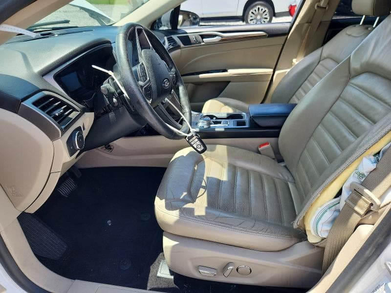 2017 FORD FUSION SE 7