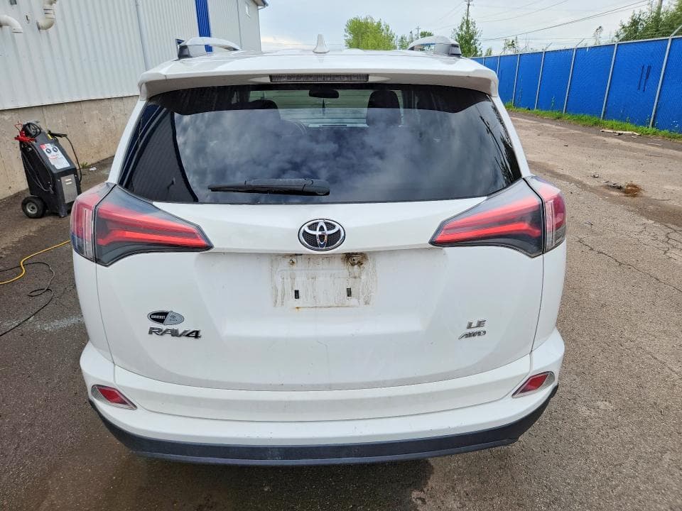 2017 TOYOTA RAV4 LE 6