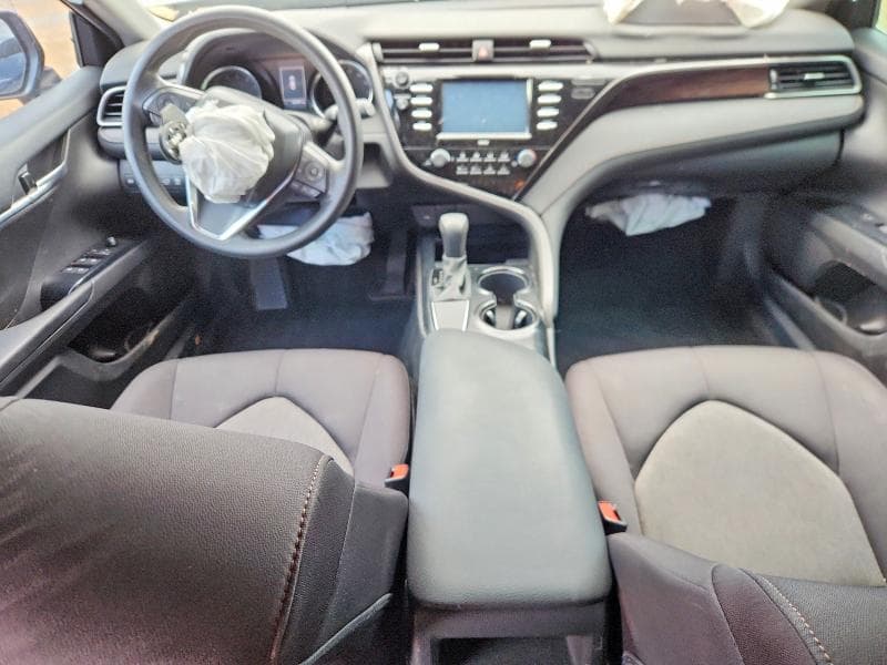2020 TOYOTA CAMRY LE 8