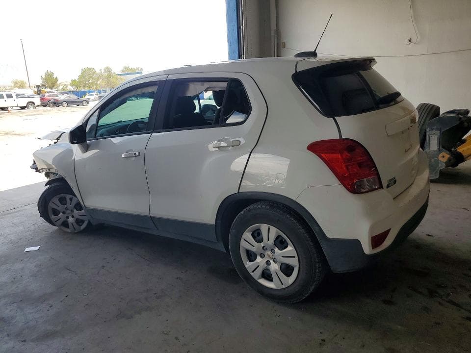 2017 CHEVROLET TRAX LS 2