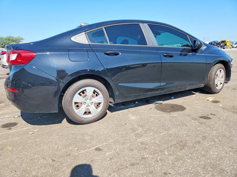 2018 CHEVROLET CRUZE LS 3