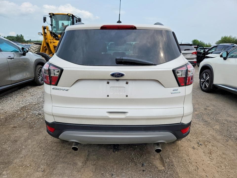 2017 FORD ESCAPE SE 6
