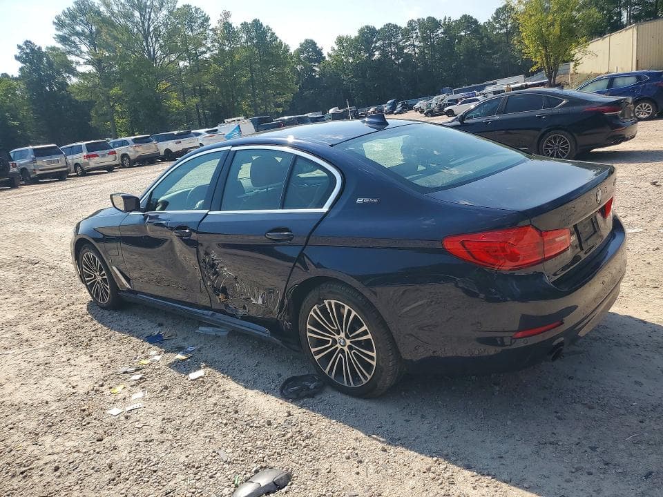 2019 BMW 530XE 3