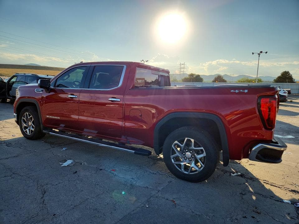 2022 GMC SIERRA K1500 SLT 2