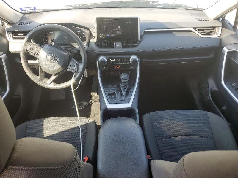 2025 TOYOTA RAV4 LE 8