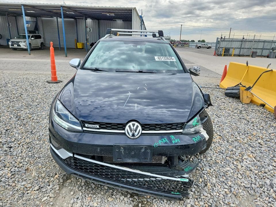 2019 VOLKSWAGEN GOLF ALLTRACK S 5