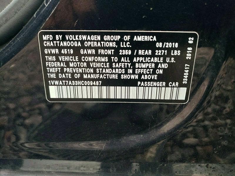 2017 VOLKSWAGEN PASSAT S 12